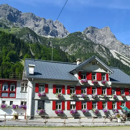 Pensionat Bad Hopfreben